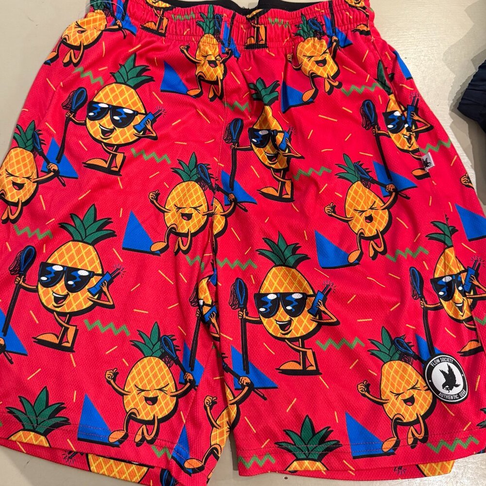 Flow Society Youth XL wild patterned shorts, EUC!